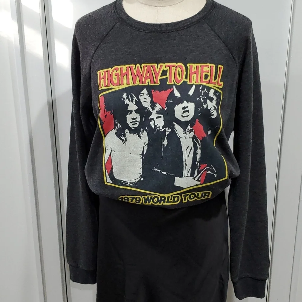 Lucky Brand AC/DC Sweatshirt Pullover Rock Graphic, Size Medium - Picture 4 of 6